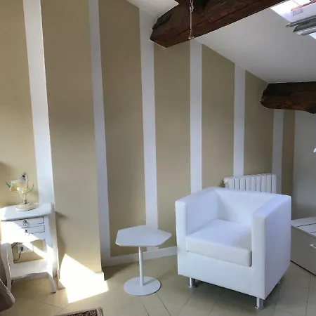 Moonlight Attic Apartment Venice Exterior photo
